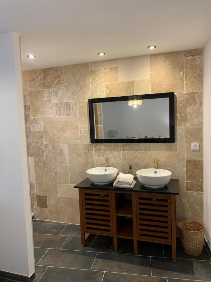 La Bonbonniere Gite De Charme Avec Jacuzzi Malaucene Exterior photo