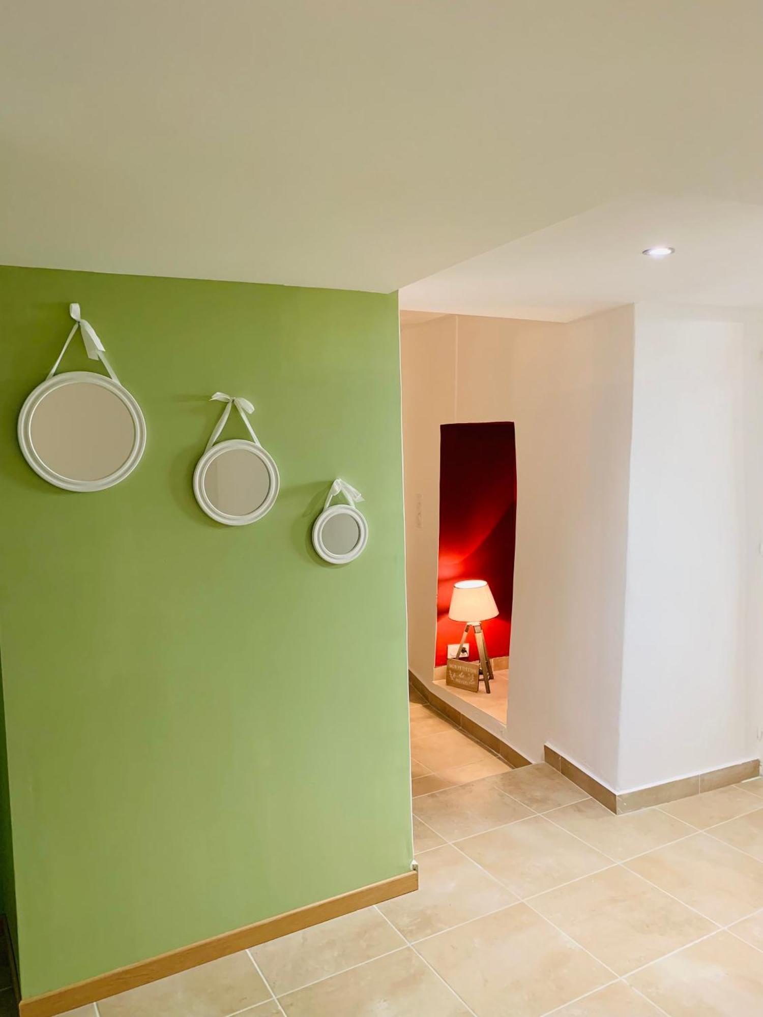 La Bonbonniere Gite De Charme Avec Jacuzzi Malaucene Exterior photo